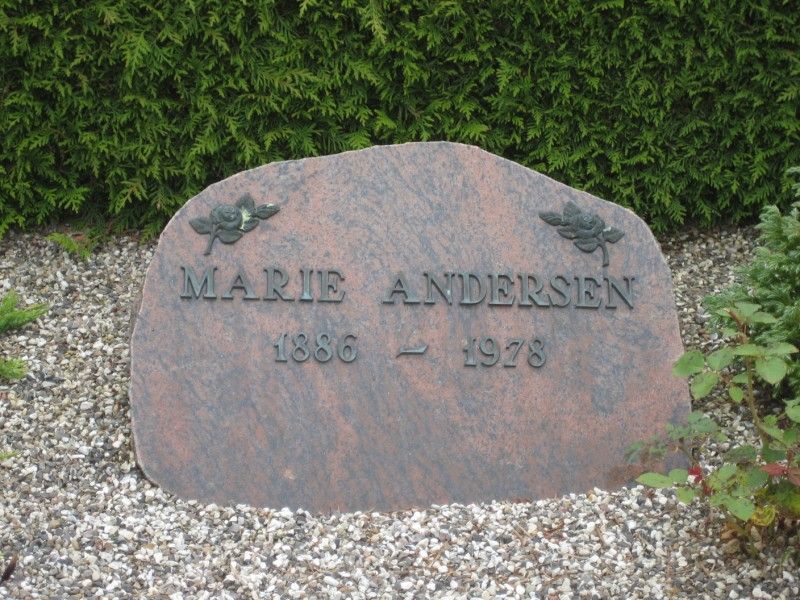 Marie  Andersen.jpg